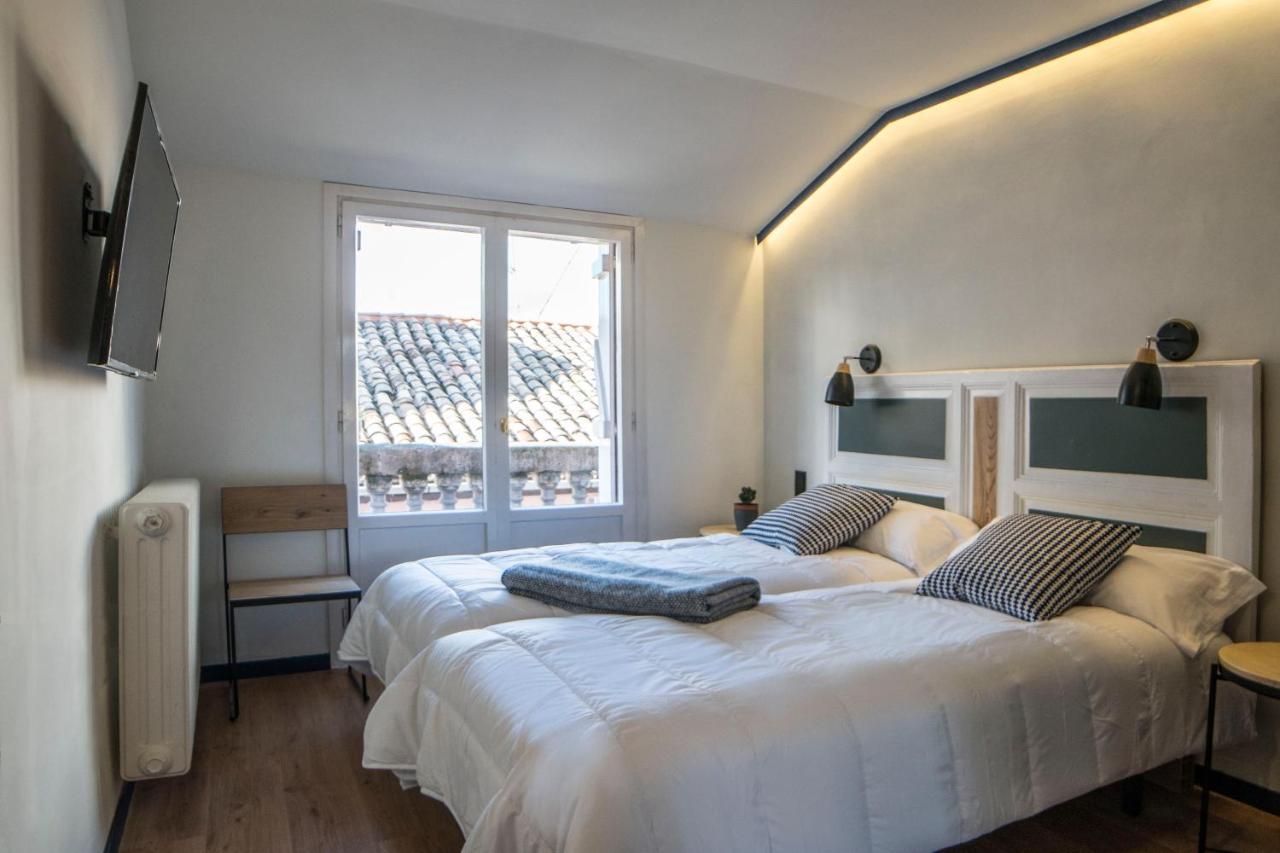 Hotel Alda Jolio Jaca Buitenkant foto