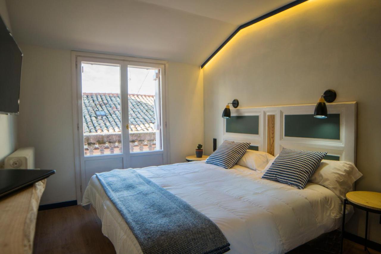 Hotel Alda Jolio Jaca Buitenkant foto